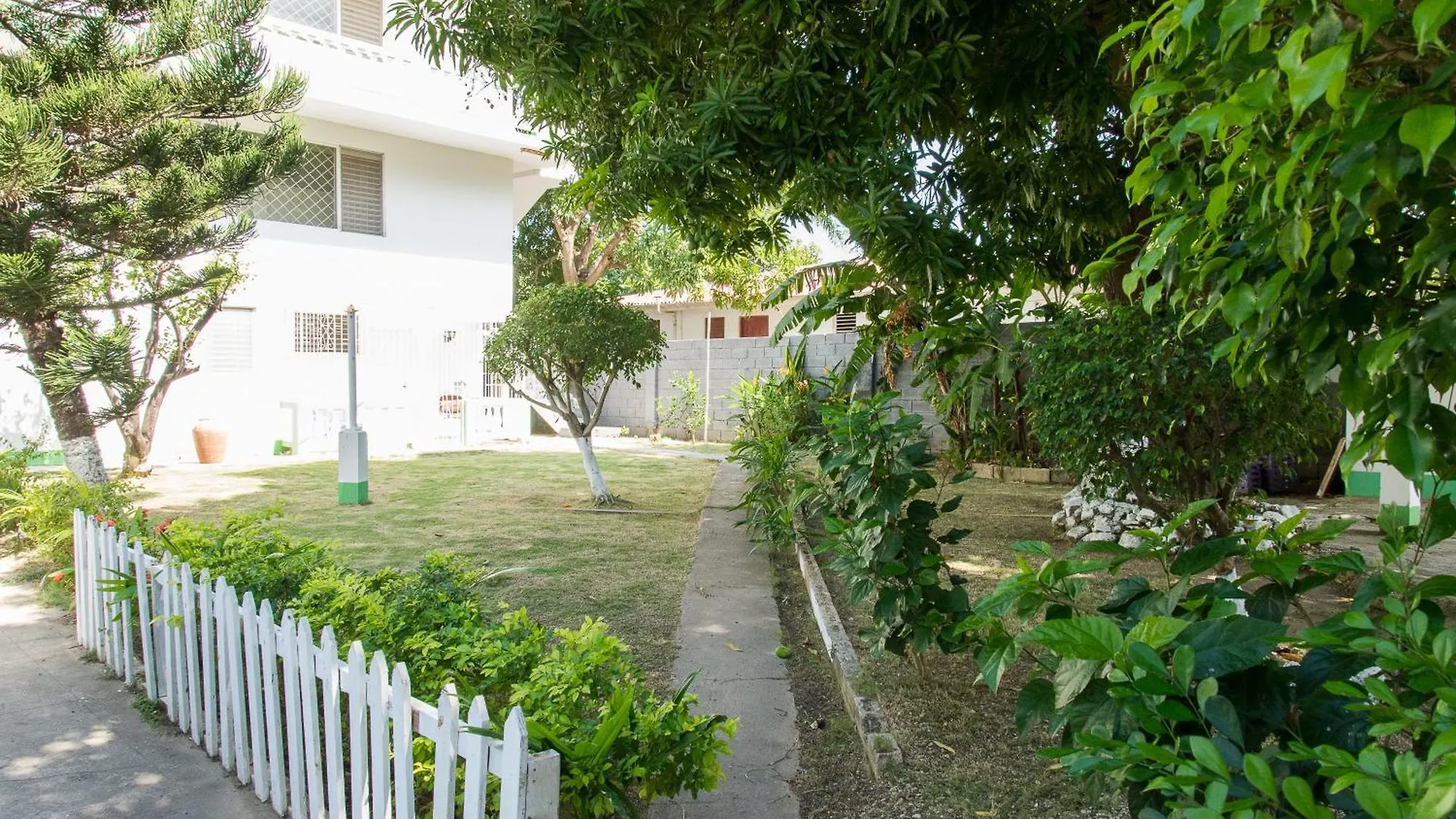 Villa Donna Inn Montego Bay Alojamento de Acomodação e Pequeno-almoço